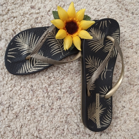 Ipanema | Shoes | Nwot Ipanema Flip Flops Grendene Beach Size 7 | Poshmark
